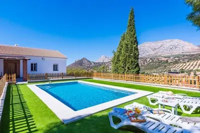 Image de El Olimpo cottage à côté du chemin du roi et du jet de belles vues