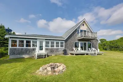 Image de Nouveau! Shorefront House w / Views, 14 Mi Ă Acadia Np!