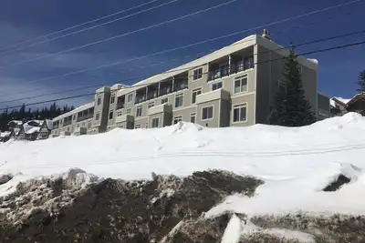 Image de Monashee Inn. @ Big White.