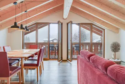 Image de Spacieux appartement au dernier étage \"Partnachklamm\" avec vue sur montagne et balcon