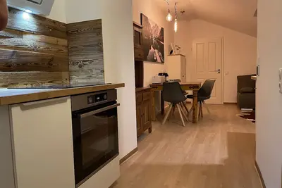 Image de Appartement moderne de style alpin dans le Kulturdenkmal Dresden Swiss House