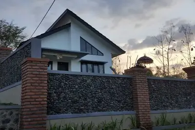 Image de Air Sanih Spring Water, cascade de Sekumpul,