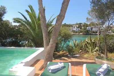 Image de Belle villa de style Ibiza avec vue sur la mer et piscine privée!