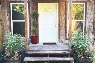 Image de Mettre à jour la maison du couvent juste à la sortie de l'autoroute 20 minutes jusqu'à La Nouvelle-Orléans / Côte du Golfe