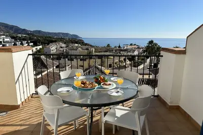 Image de Nerja Paradise Rentals - Appartement Chimenea C1d
