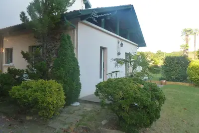 Image de Maison Mitoyenne jardin indépendant, proche plage et port avec navette fluviale