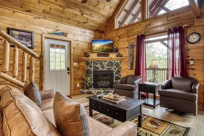 Image de Mountain Breeze Cabin est une escapade romantique parfaite pour 2 ou une super cabine de vacances