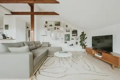 Bel appartement lumineux avec une vue incroyable sur le lac :)