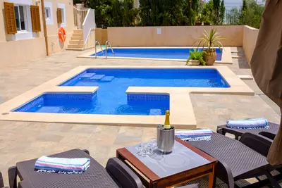 Image de Castell des ParadĂs - Family villa near the sea