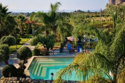 Image de Appart privé. avec piscine et air conditionné