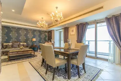 Image de Duplex à couper le souffle avec vue sur l'océan dans la marina de Dubaï