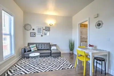 Image de 1br moderne au coeur de la colline du Capitole
