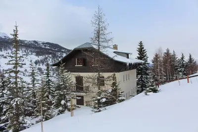 Image de Chalet familial tout confort à Vars : vue imprenable, calme absolu