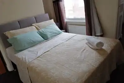Image de 2 chambres Ensuites - Cozy Homes - comme à la maison, pour 6 personnes
