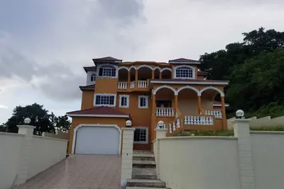 Image de La maison loin de chez soi, où se trouvent la paix et la tranquillité