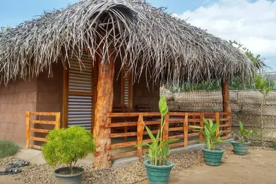 Plummy dale cabana. . . il se cache presque le lac. C'est un environnement très calme
