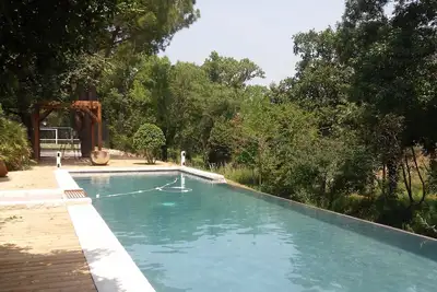 Image de Moulin de 300m² avec piscine et terrain multisport à la campagne