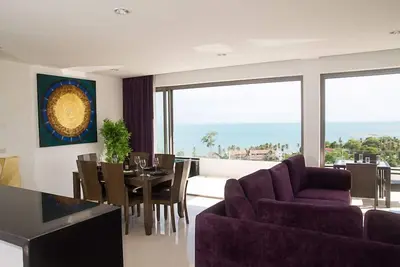 Appartement 2 chambres vue mer avec piscine