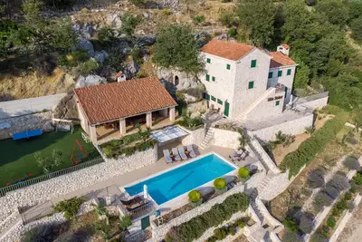 Image de Imposing  stone vila  magical   sea view  private tennis court  wine cellar pool