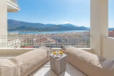 Image de Appartement cosy d'Alexandra avec vue sur la mer