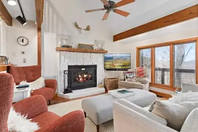 Image de Chalet de montagne - Marchez vers les pentes!