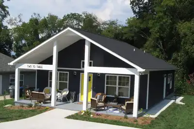 Image de Ridgedale Roost. La maison exquise sur Missionary Ridge.