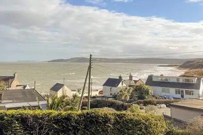 Image de 3 chambres à coucher à Benllech