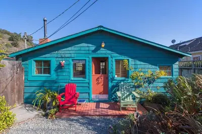 Image de Étapes de l'océan; Louer un Real Beach Cottage -Stinson Beach, Ca ~ ~