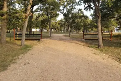 Image de Barndominium rustique élégant