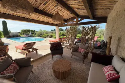 Au cœur de la Provence, la Maison des amis vous offre un havre de paix.