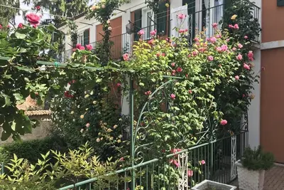 Lit et Roses \"Meni\"