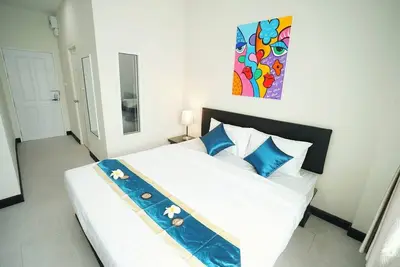 Image de Près de l'aéroport de Don Muang, chambre lit double avec Abf