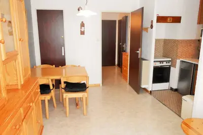 Image de Studio idéal famille 4 pers, centre, skis aux pieds