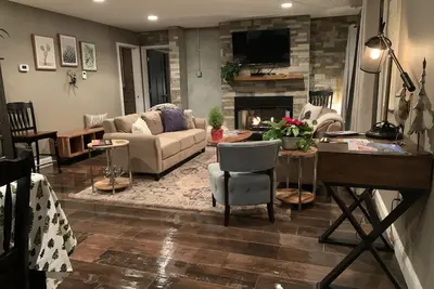 Image de Luxe 3br 2bth Home sur 55 acres Horse Farm à 10 minutes de W Asheville