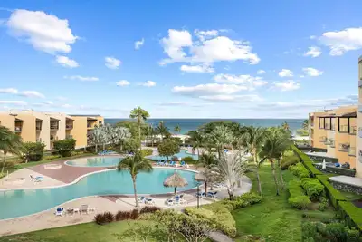 Image de Beachfront - Eagle Beach - Oceania Resort - Condo Paradise View 2br - A346