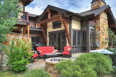 Lone Star Lodge: 3 maisons de ville en rangée Br / 4 Ba à Breckenridge, pour 9 personnes