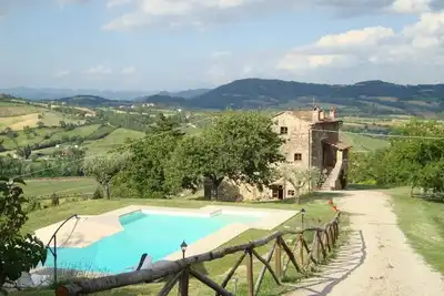 Image de Maison de vacances Citta' di Castello pour 1 - 9 personnes avec 4 chambres à coucher - Maison de vac