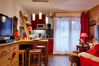 Image de Studio rénové 2* pour 4 pers, centre-ville, WiFi, parking, animaux admis