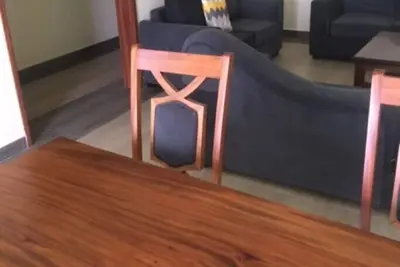 Image de Appartement étonnamment grand avec des détails luxueux haut de gamme