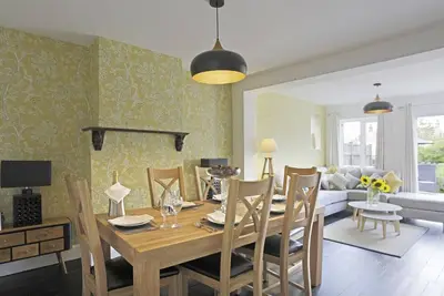 Image de Bon Amis - Trois Chambres Maison, Couchages 6