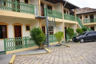 Image de Appartement familial confortable à 3 pâtés de maisons de la plage (21)