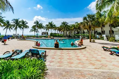 Image de Hollywood Beach, 2 chambres 2 salles de bain, sur la plage