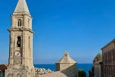 Image de Au coeur de la vieille ville, superbe appartement avec terrasse sur le toit, 3bed / 1bath / Wifi / Ac