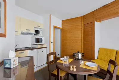 Image de Studio central à Brides-les-Bains avec parking et WiFi