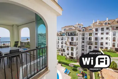 Image de Marina de la Duquesa 849