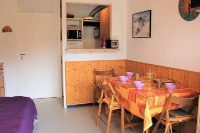 Image de Studio Montagne, 4 Couchages à Vars Les Claux - Près des Pistes, Balcon et Parking Privé
