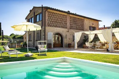 Image de Ricciolo 4, Emma Villas