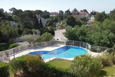 Image de Appartement Mer Côte d'Azur  St RAPHAËL Gd F2 pour 4 personnes Piscine