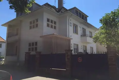 Image de Charmant appartement avec terrasse dans villa