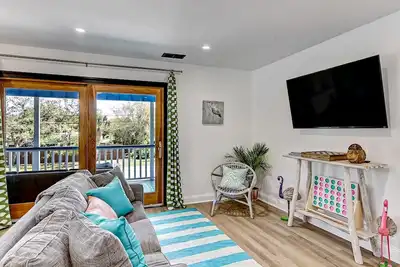 Image de Cozy Tybee Island Beach Accueil près de la plage!